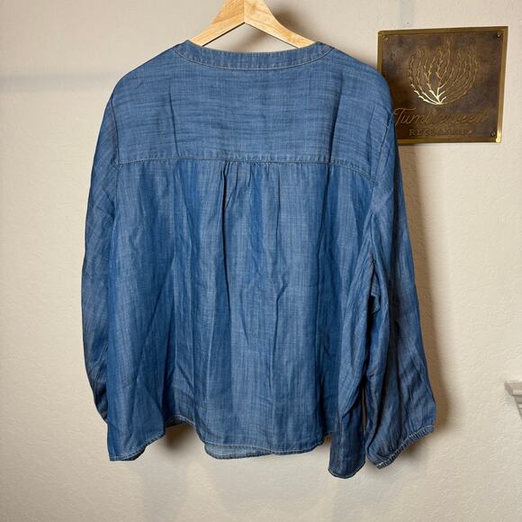 Women's Talbots Pullover Button Front Chambray Pintuck Blouse Size 3 XL - Picture 7 of 9